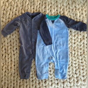 2 Rompers H&M (6 Mo) And Old Navy (3-6mo)